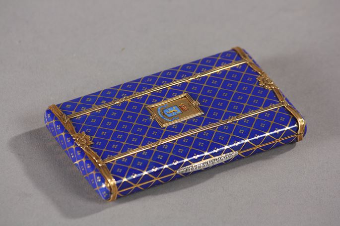 Gold and email cigarette box | MasterArt